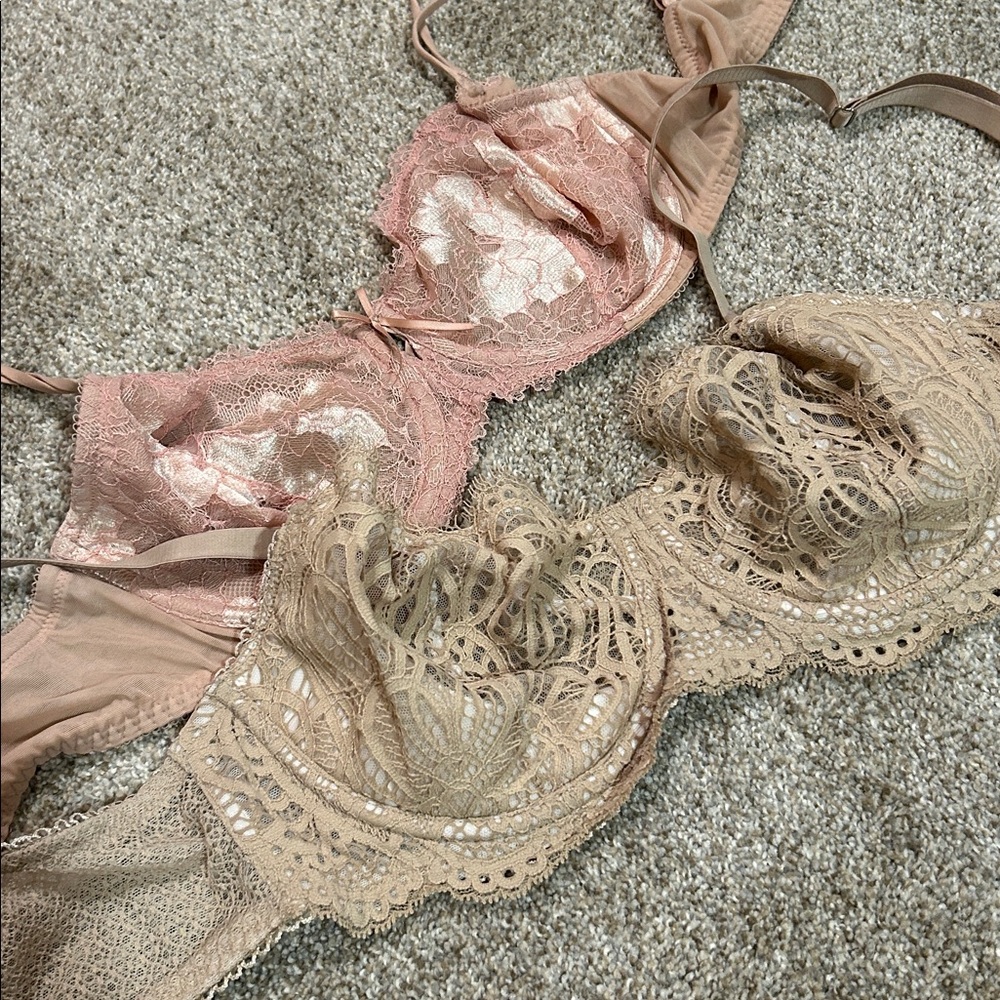 Women’s Lace Bras